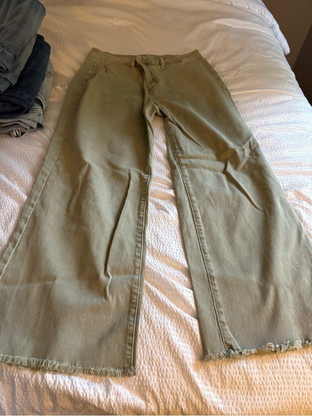 Zenana Outfitters Olive Wide-Leg Jeans with Frayed Hem
